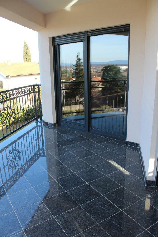 Villa Antunovic Malinska Exterior foto